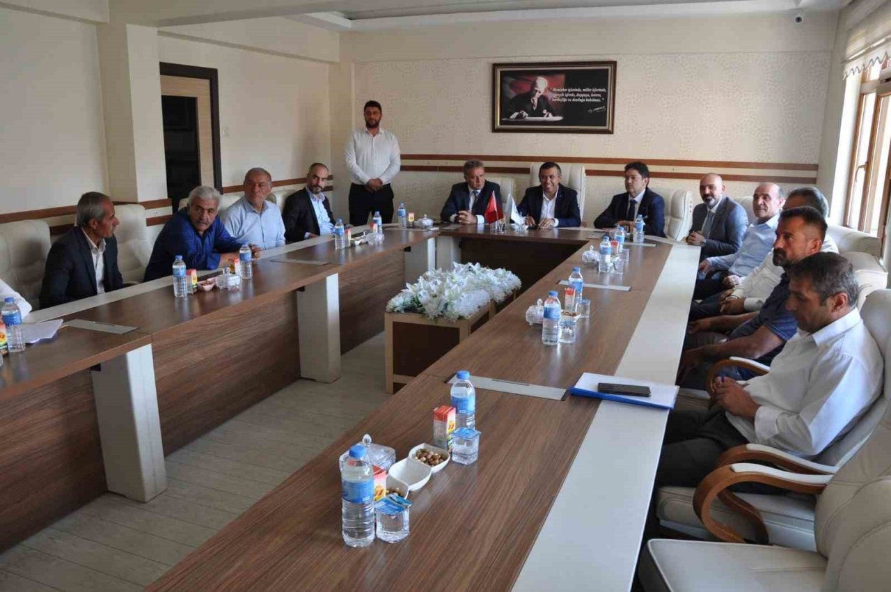 ETB Başkanı Oral saha ziyaretlerini aksatmıyor