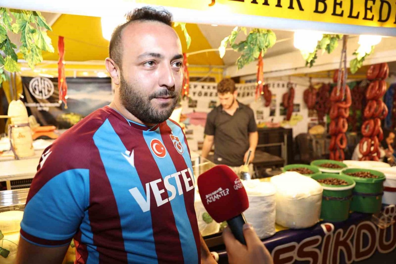 Hemşehri Dernekleri Festivali renkli görüntülerle başladı