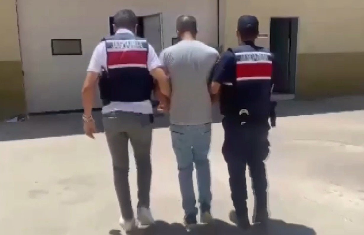 Jandarmadan aranan hırsızlık şüphelilerine operasyon: 24 tutuklama