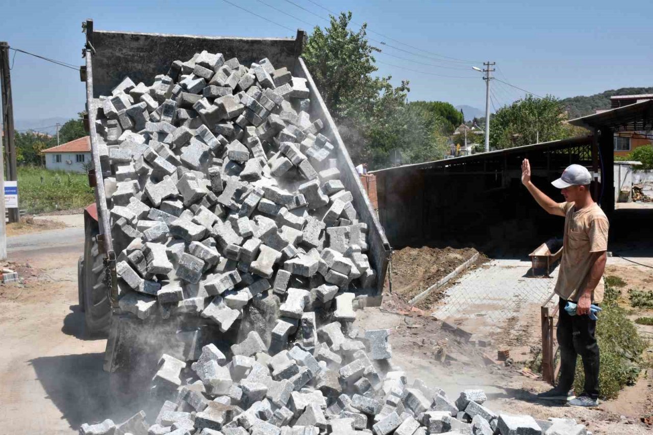 Germencik’te kronikleşen yol sorununa kalıcı çözüm