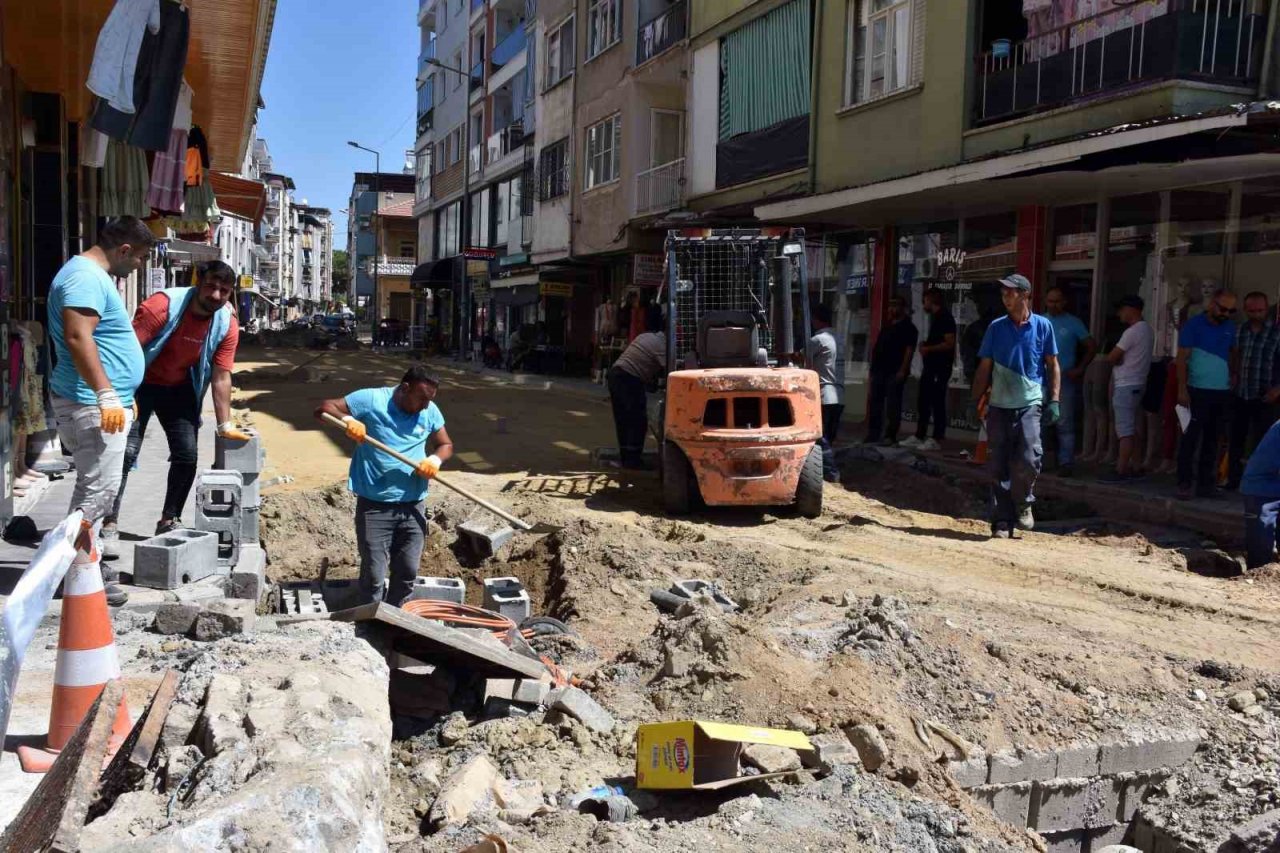 Germencik’te kronikleşen yol sorununa kalıcı çözüm