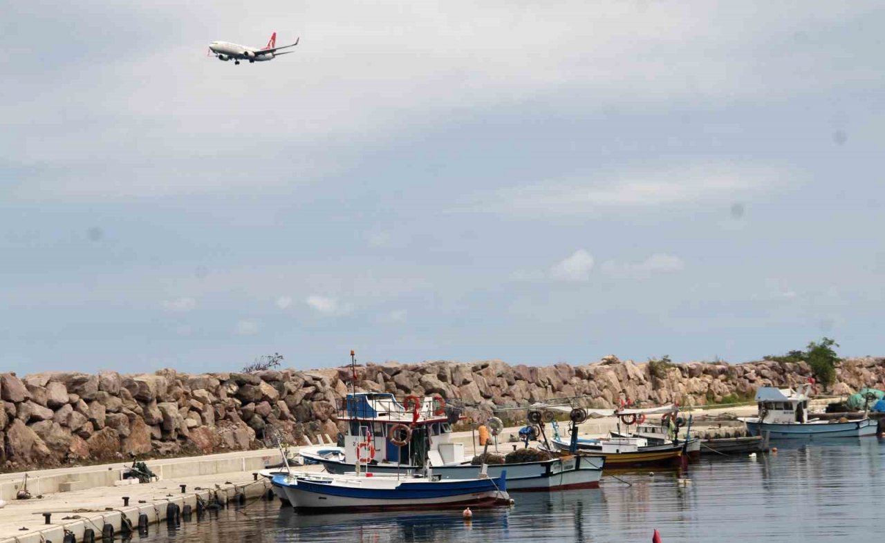 Hazırlıklarını tamamlayan balıkçılar yeni sezonda palamut avından umutsuz