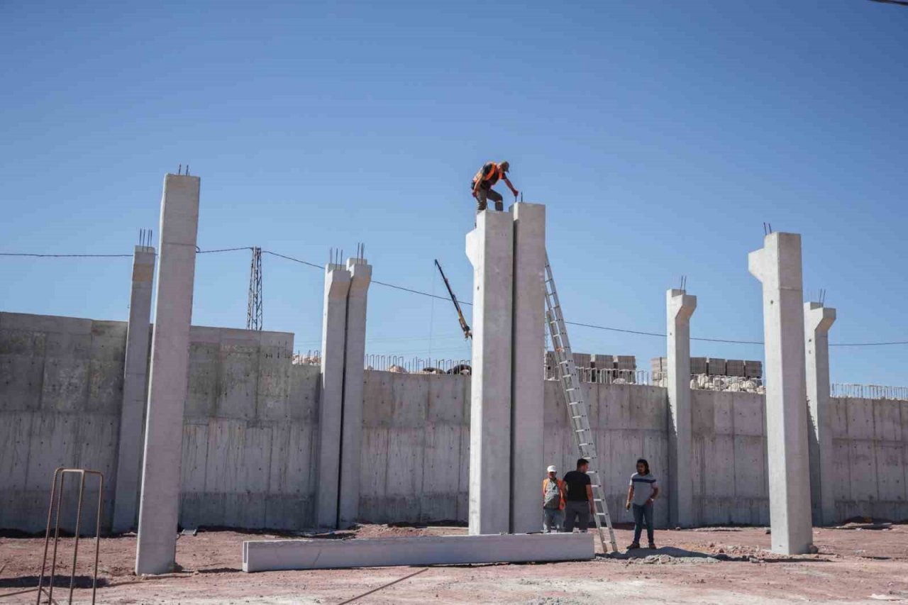 Kütahya’da İnköy Küçük Sanayi Sitesi yükseliyor