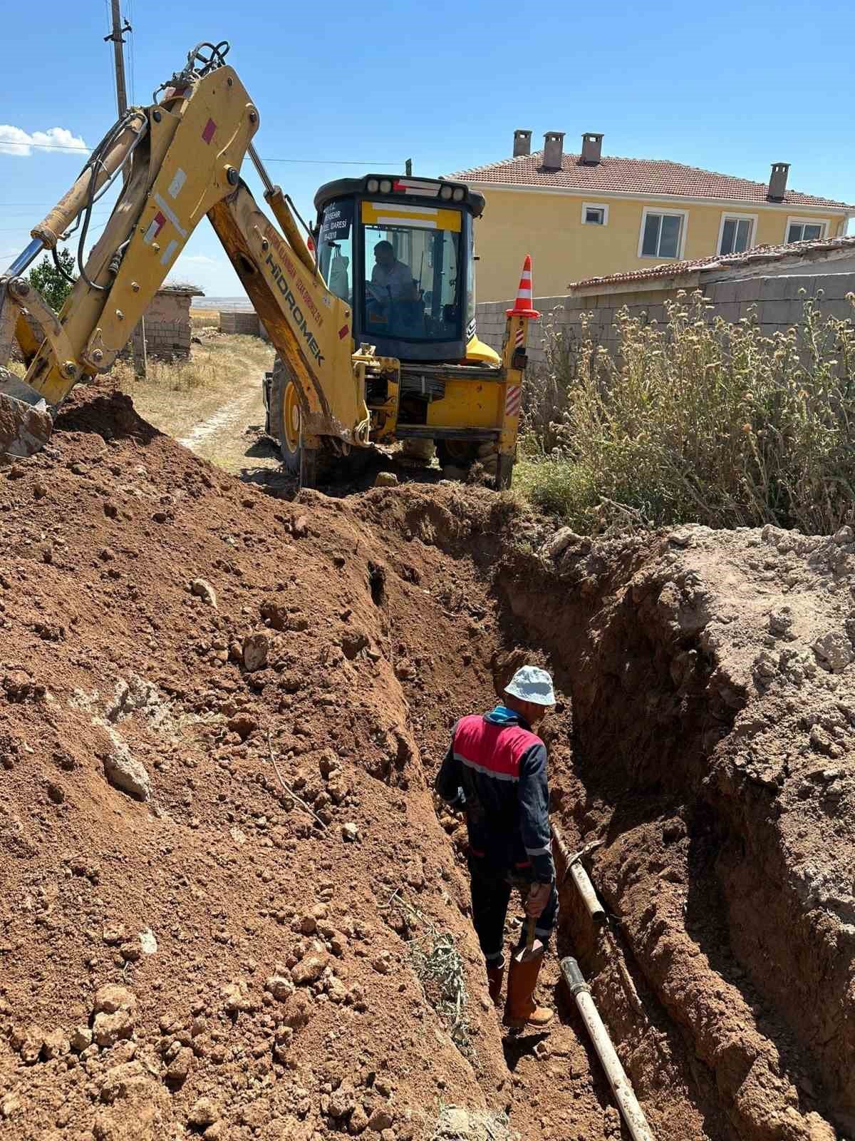 Özel İdare ekipleri köylerde