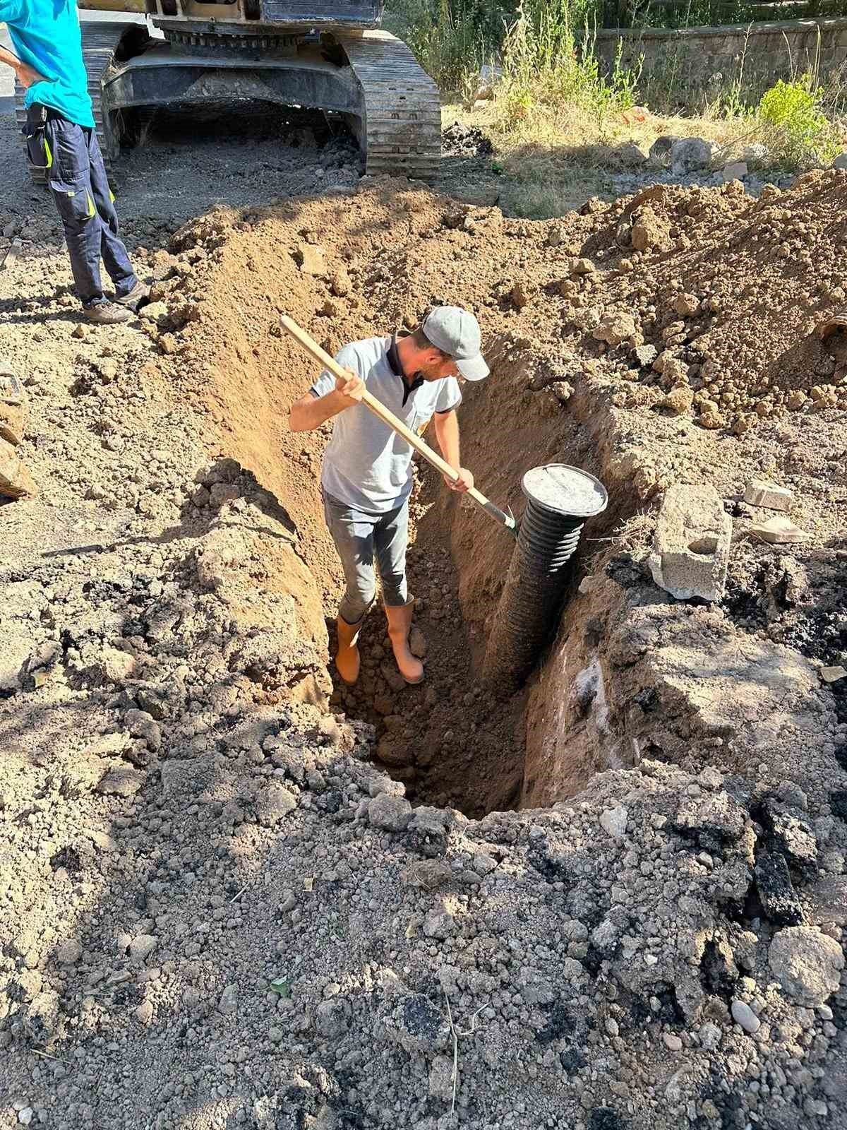 Özel İdare ekipleri köylerde