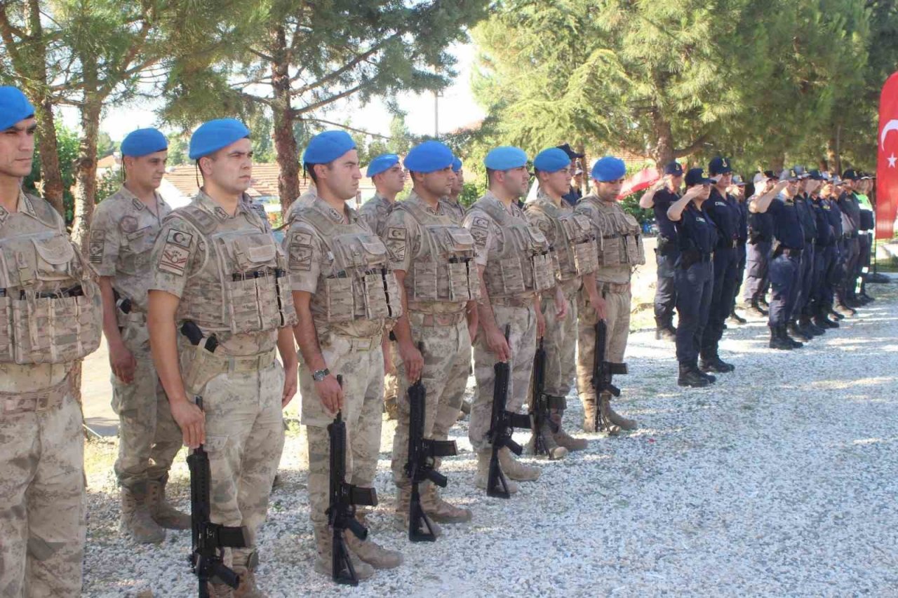 Eşme’de jandarma asayiş noktası hizmete açıldı