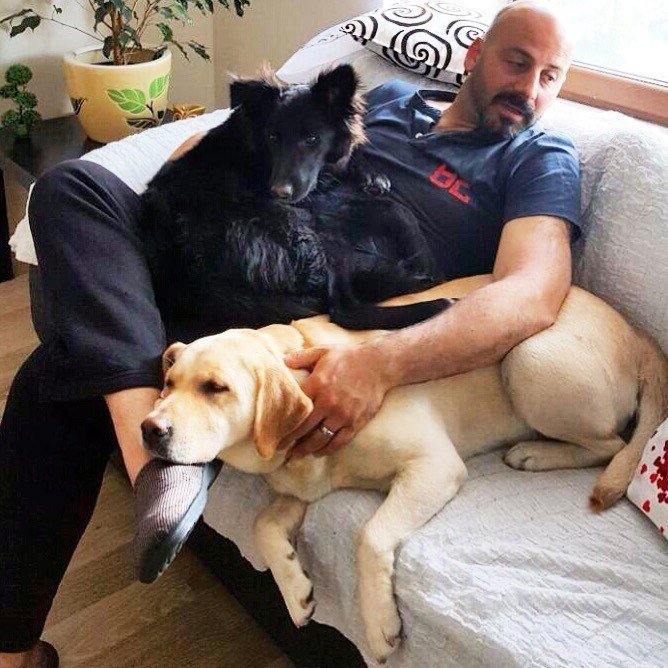 Ailesi ve arkadaşları öldürülen müzisyen Onur Şener’i anlattı