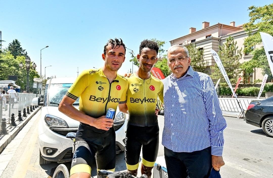 Beykoz Continental, Cumhuriyet Bisiklet Turu’nda şampiyon
