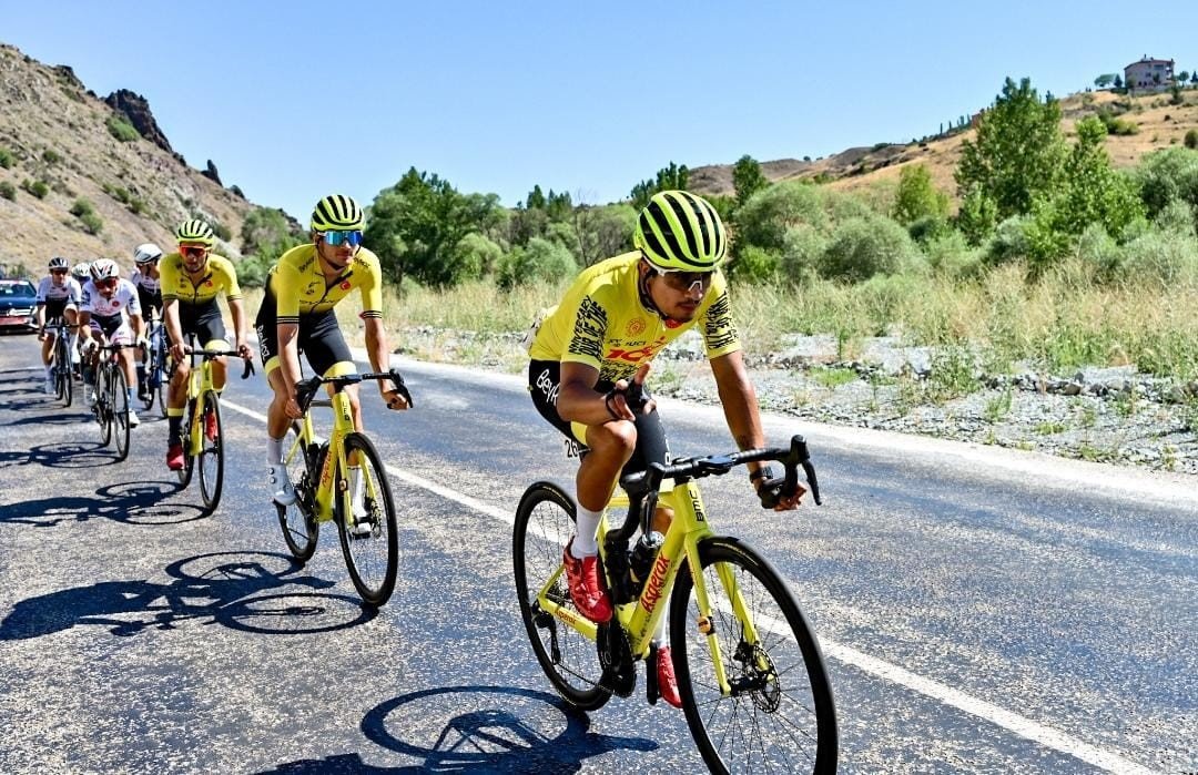 Beykoz Continental, Cumhuriyet Bisiklet Turu’nda şampiyon