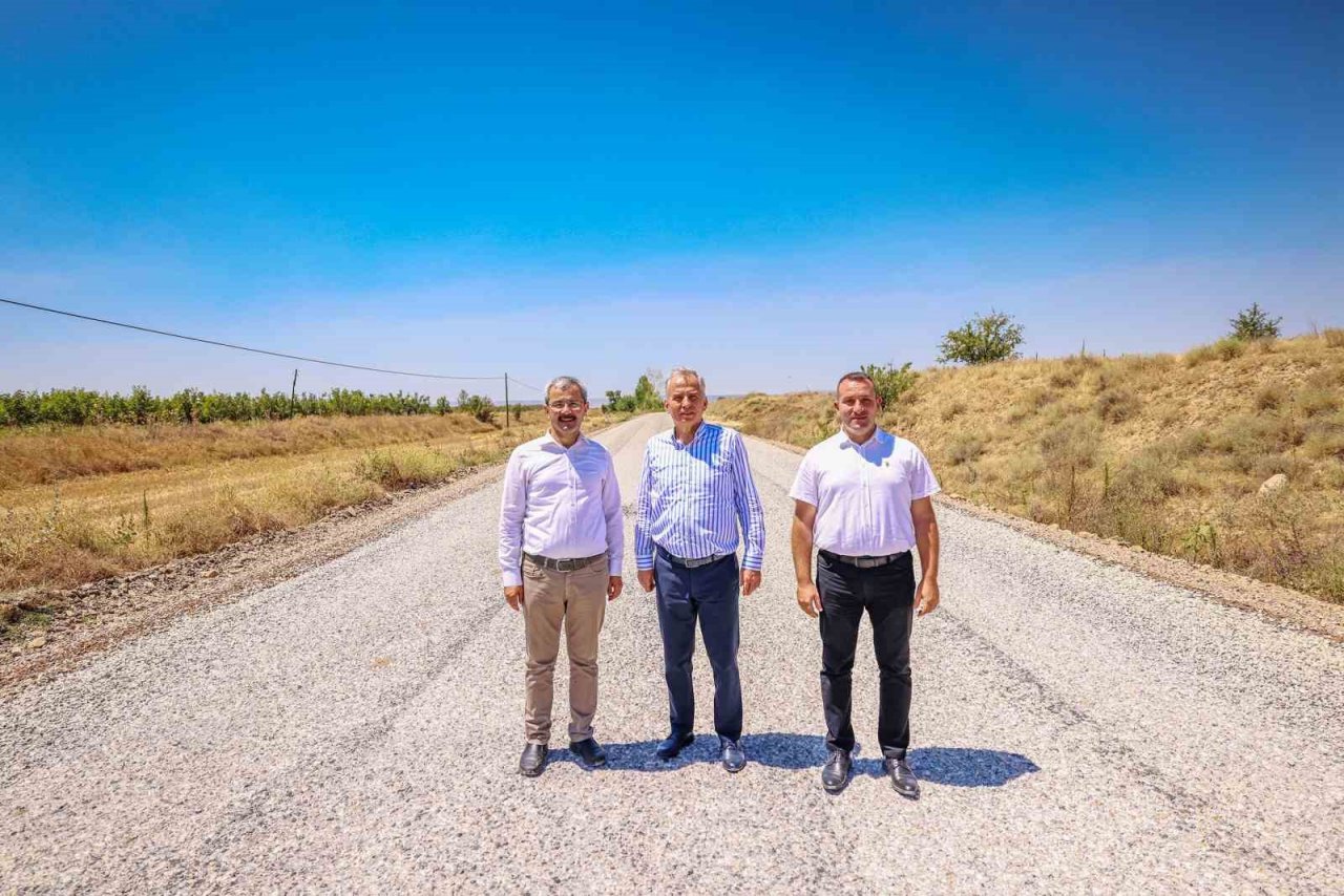 Denizli’de 500 km asfalt çalışmaları sürüyor