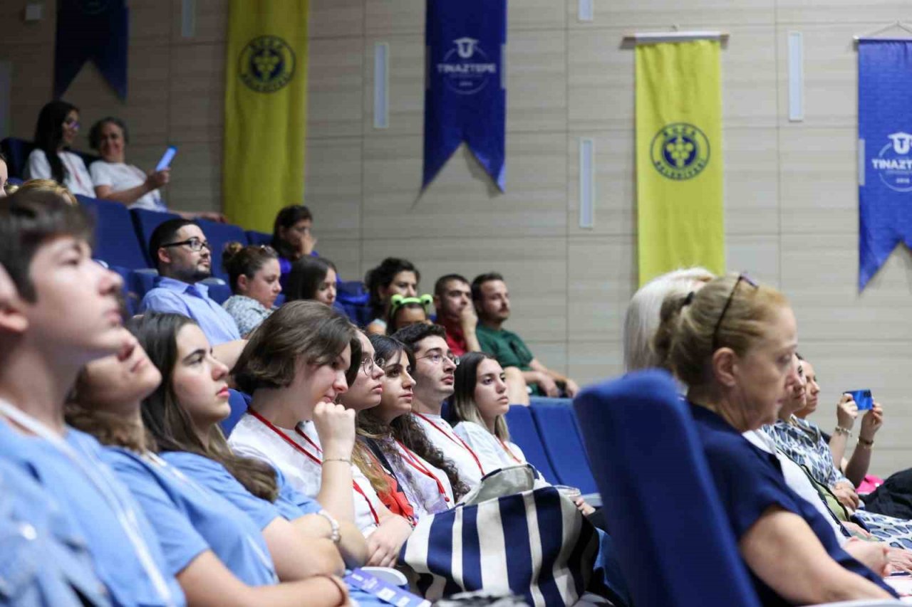 Buca’da Uluslararası Bilim Yaz Kampı sona erdi