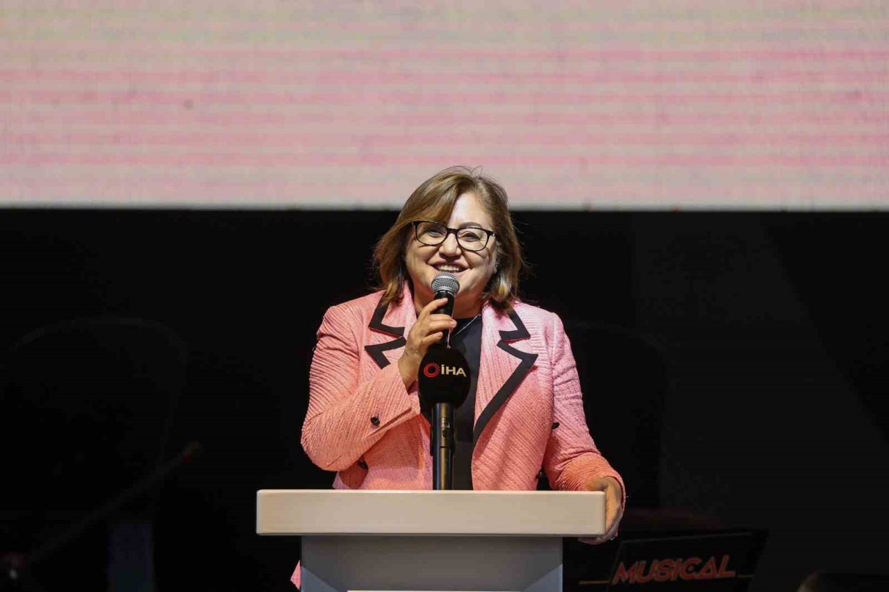 Hemşehri Dernekleri Festivali’nin resmi açılışı yapıldı