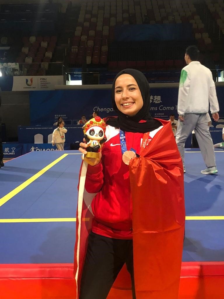 Hayriye Türksoy Hançer madalyayla döndü