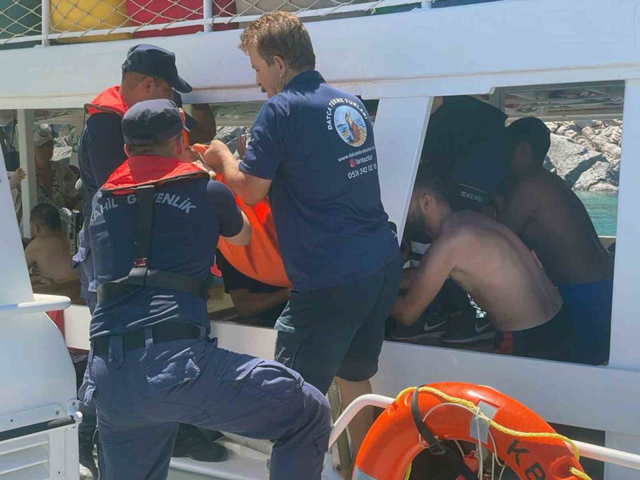 Sahil Güvenlikten Fethiye ve Datça’da üç tıbbi tahliye