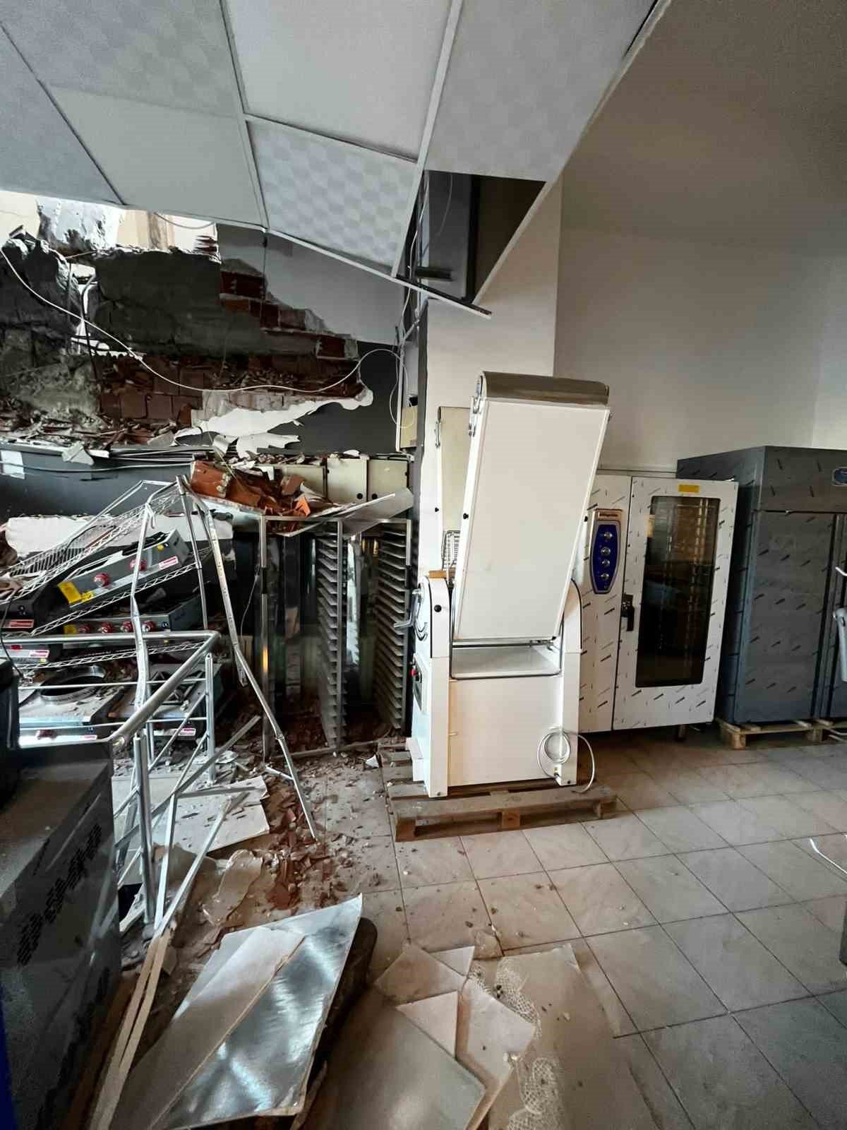 Samsun Valiliğinden yıkım sırasında zarar gören bina ile ilgili açıklama