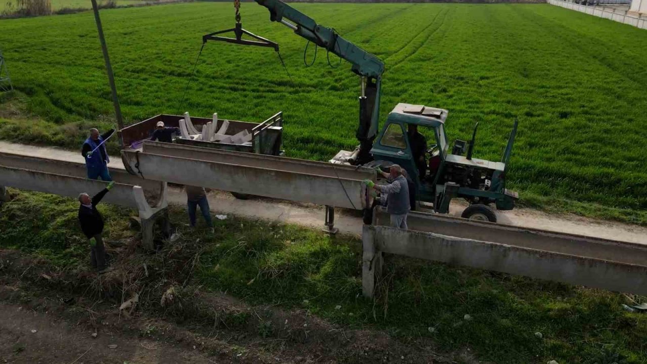 Afet bölgesindeki çiftçilere toplam 8,8 milyar lira destek ödemesi yapıldı