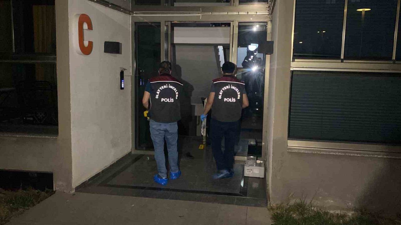 Tartıştığı kocasını bıçaklayarak öldürdü