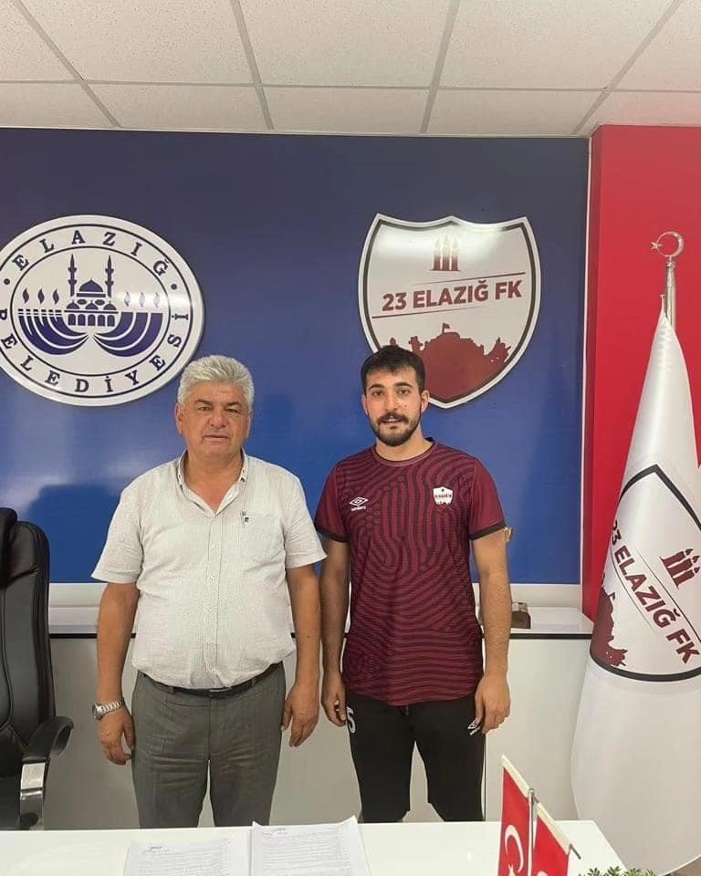 23 Elazığ FK, Eren’le 1 yıl daha sözleşme uzattı