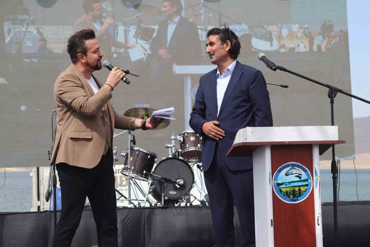 Ağrı’da 4. Balık Gölü Festivali’ne büyük ilgi