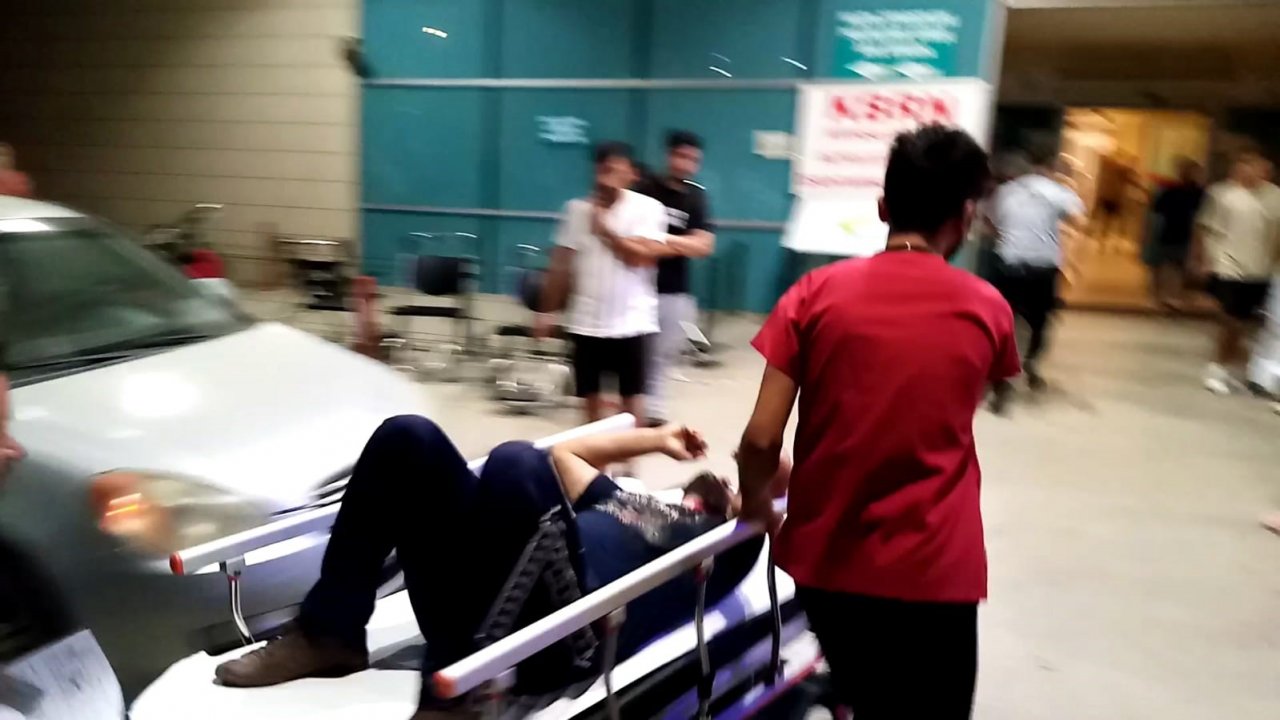 Gürültüden dolayı çıkan kavgada 2’si ağır 3 kişi yaralandı