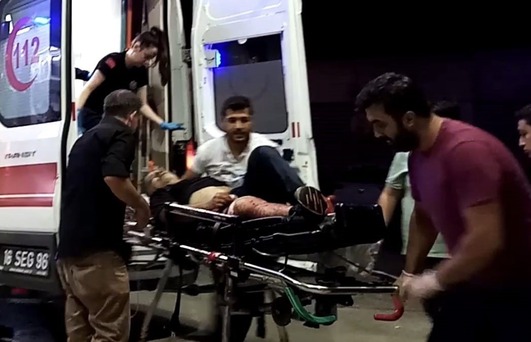 Gürültüden dolayı çıkan kavgada 2’si ağır 3 kişi yaralandı