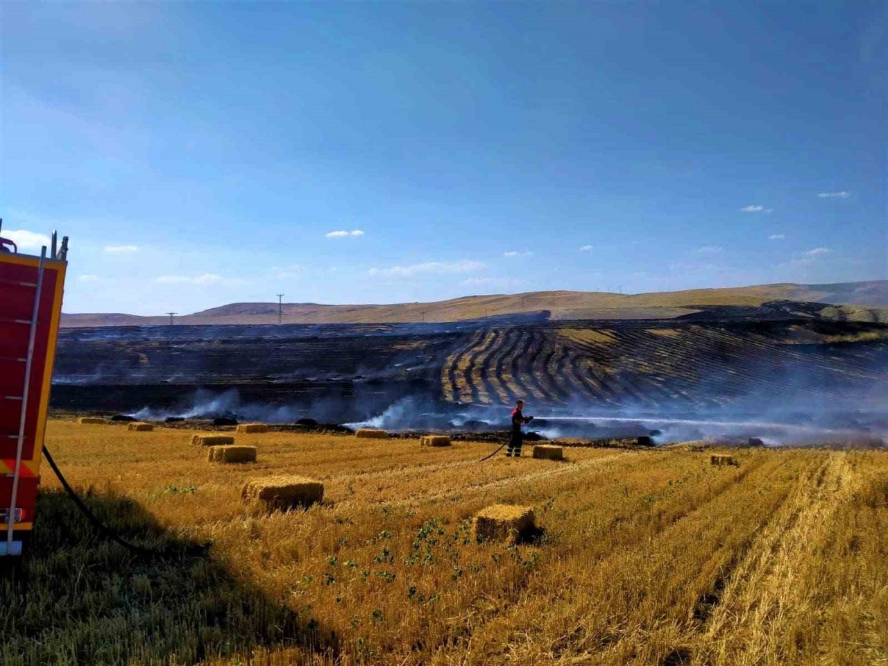 Çankırı’da anız yangını