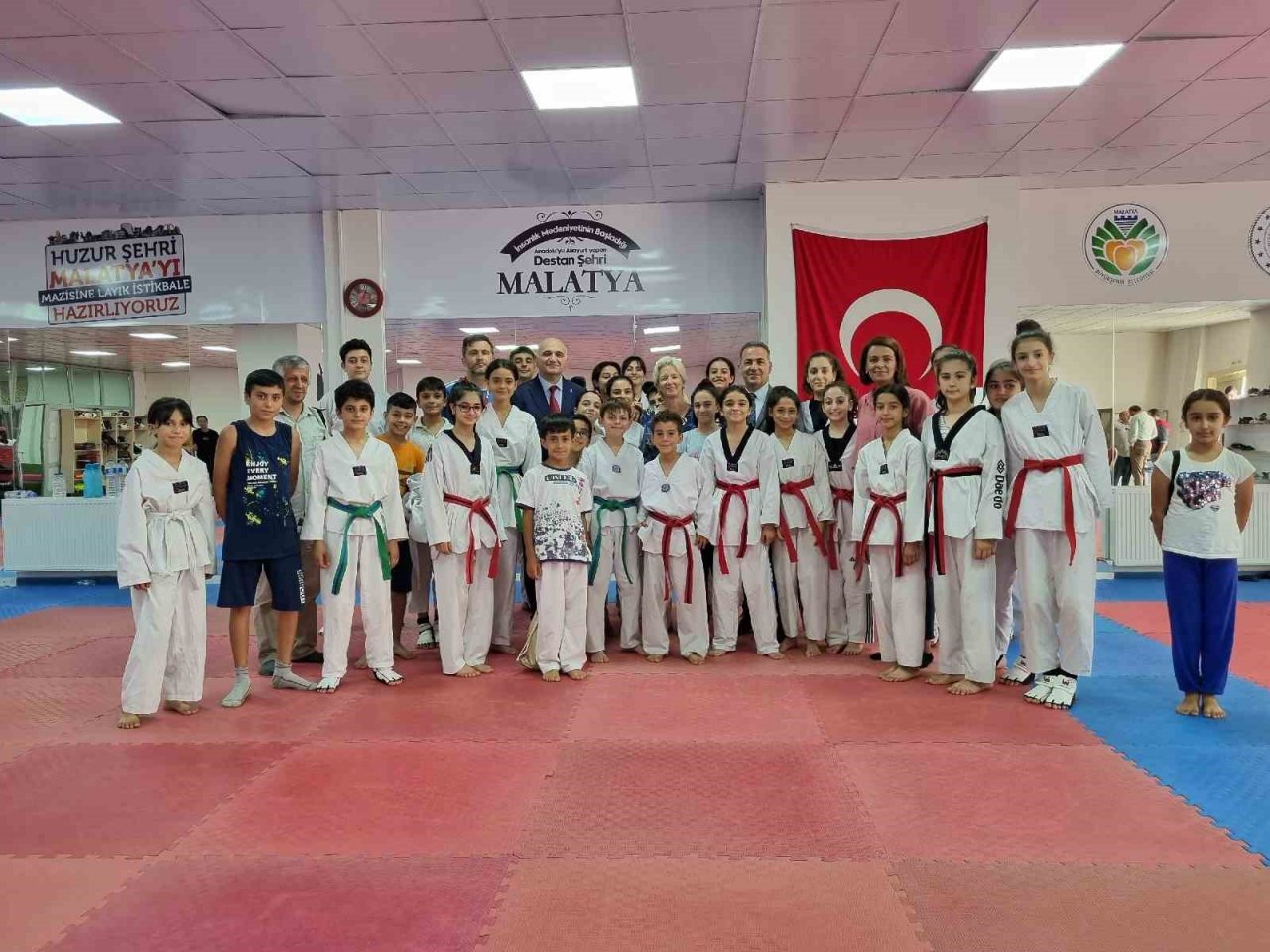 Mukim Temsilcisi Vinton Malatya’da yatırımları inceledi