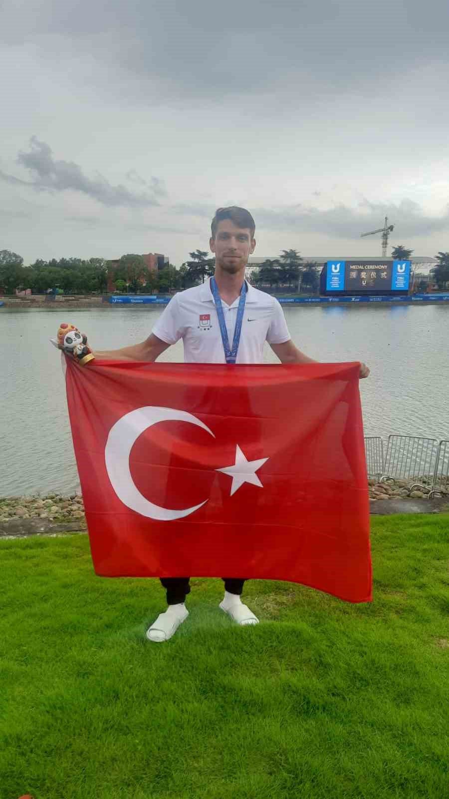 Milli kürekçilerden, Dünya Üniversite Yaz Oyunları’nda 2 madalya