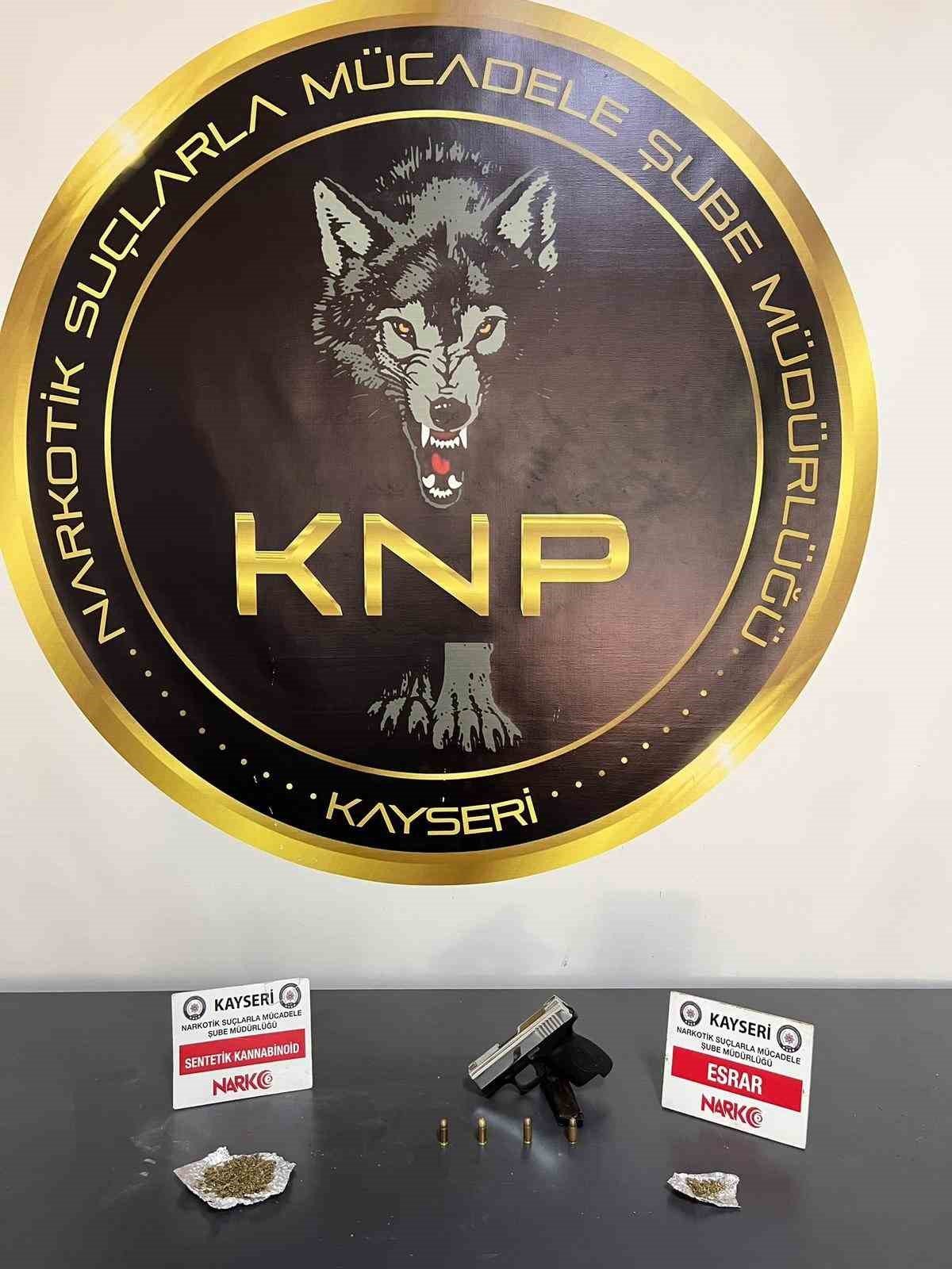 Uyuşturucu satıcılarına darbe: 15 Gözaltı