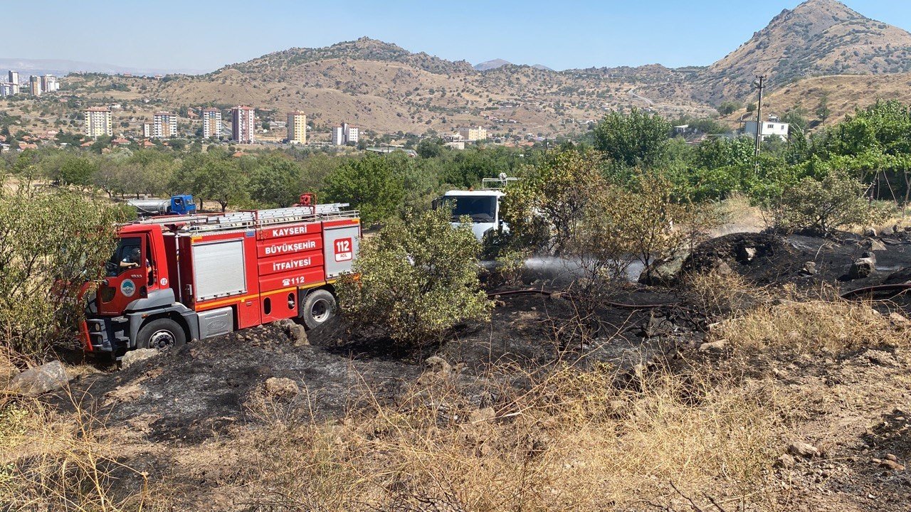 Yılanlı Dağı’ndaki yangın kontrol altına alındı