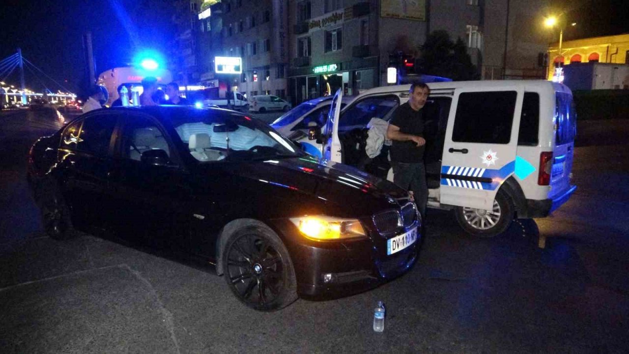 Polis aracı ile otomobil çarpıştı: 1’i polis 2 yaralı