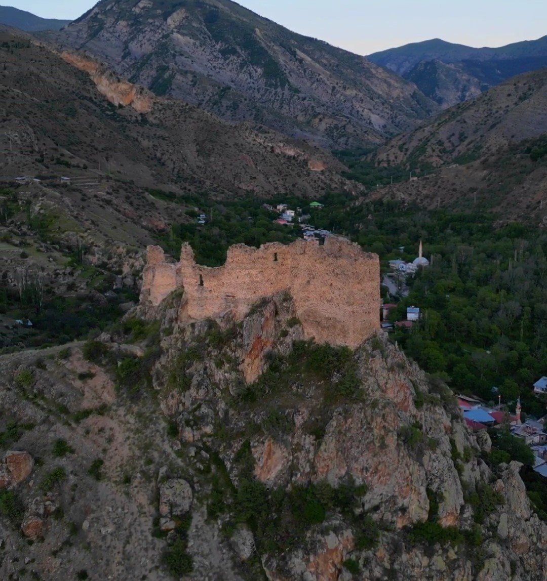 Sapaca Kalesi turizme kazandırılmayı bekliyor