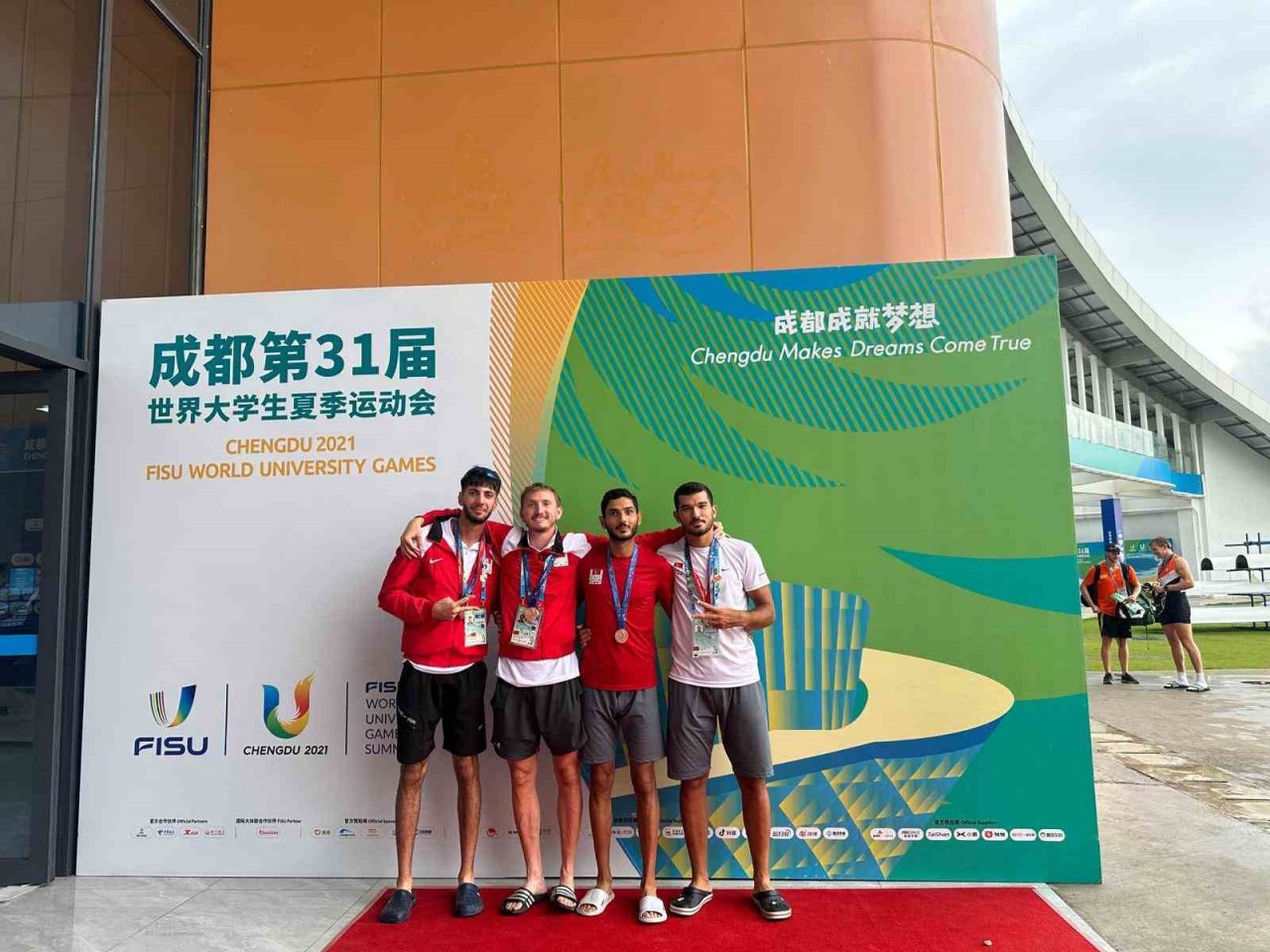 Milli kürekçilerden, Dünya Üniversite Yaz Oyunları’nda 2 madalya