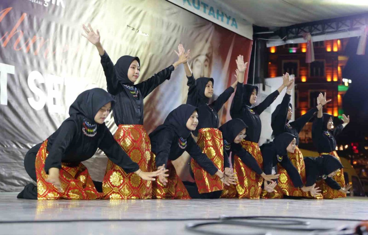 Kütahya’da Uluslararası Şair Şeyhi Şiir ve Sanat Festivali