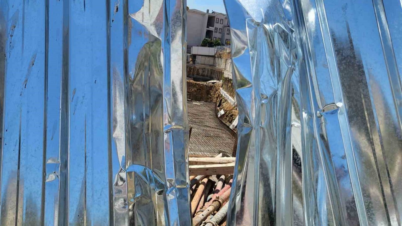 Sarıyer’deki inşaat çalışması nedeniyle çöken yola şeritli önlem