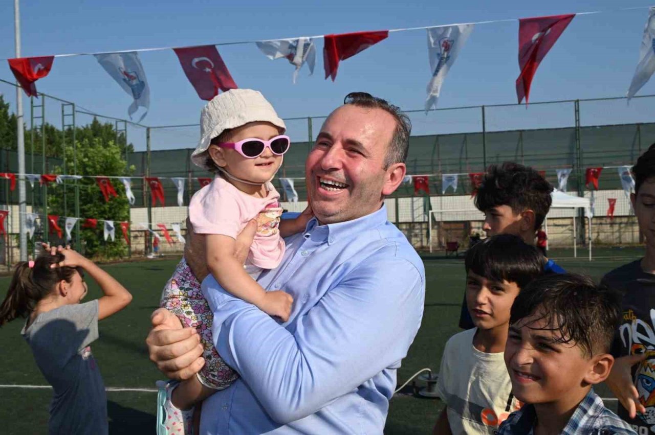 Yalova Belediyesi etkinliğinde çocuklar gönüllerince eğlendi