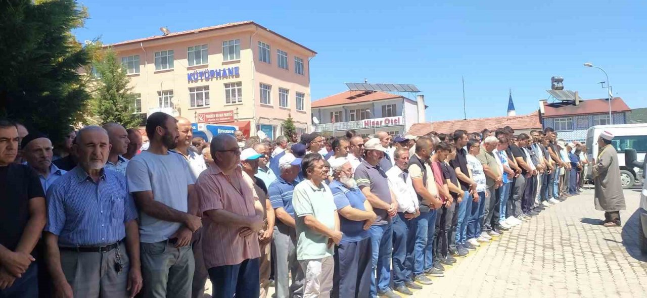 44 yaşındaki işçi 15 günlük yaşam savaşını kaybetti