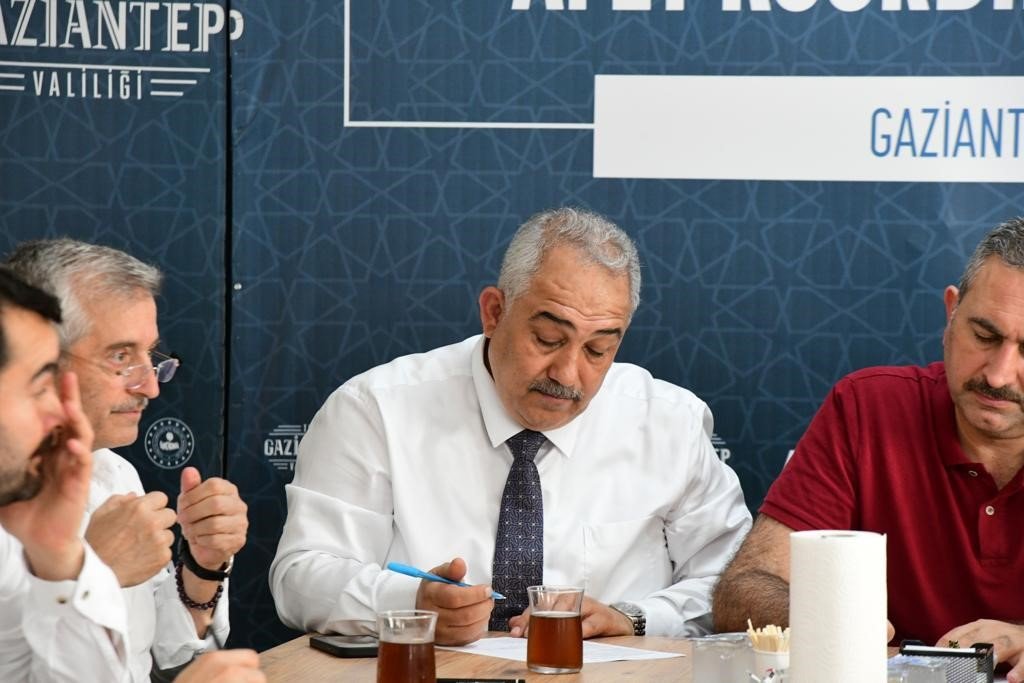 İl Başkanı Çetin, Depremzedeleri yalnız bırakmıyor