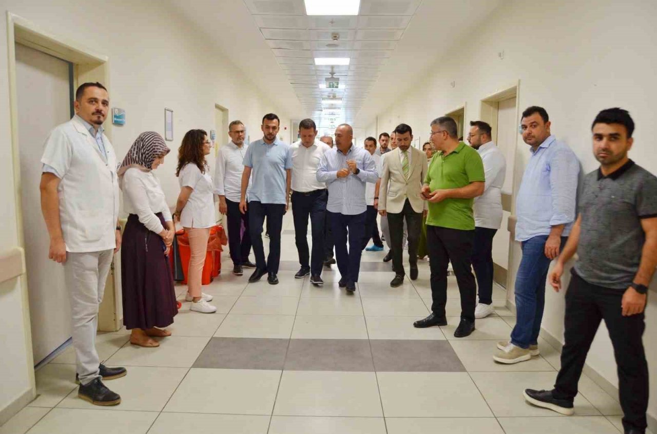 Çavuşoğlu: "Alanya’ya kazandırılacak yeni sağlık hizmetlerinin takipçisiyiz"