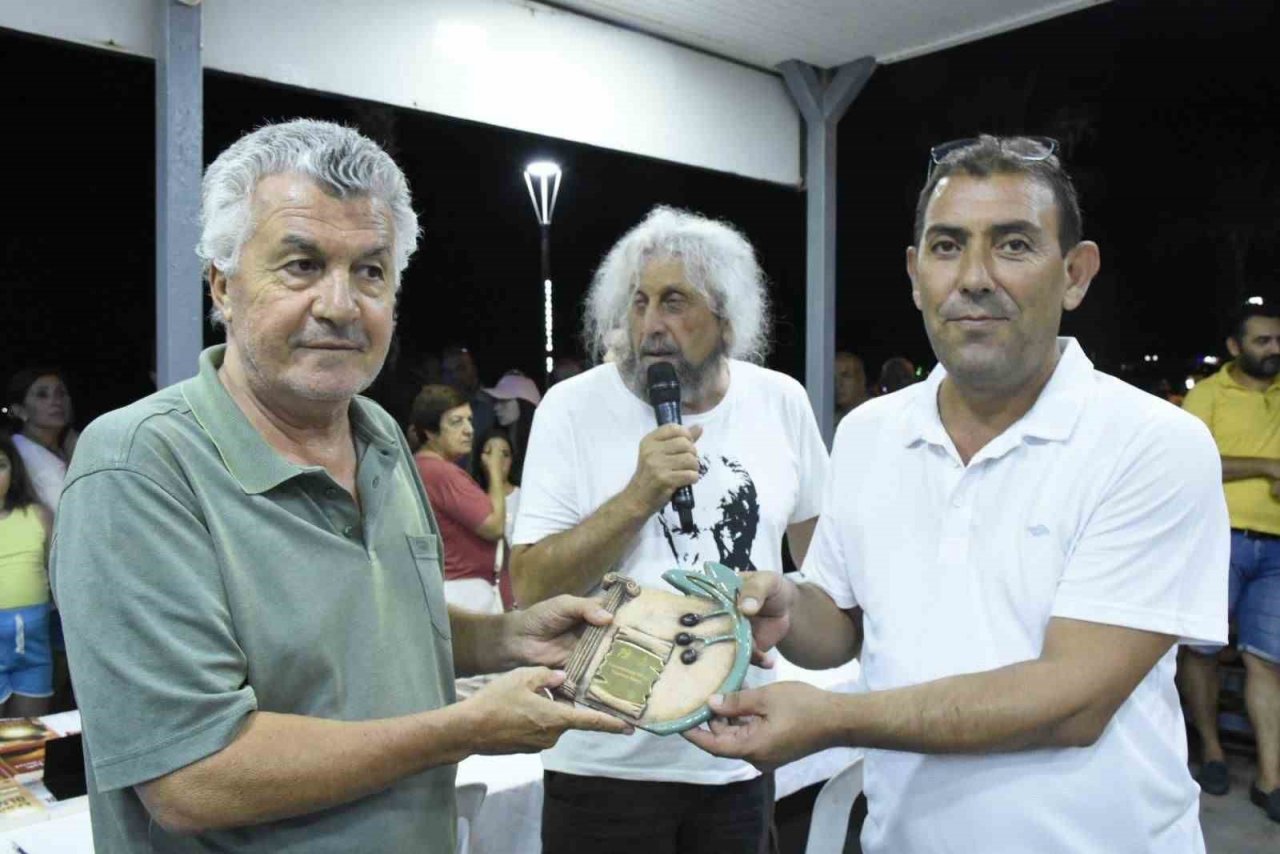 Altınkum Yazarlar Festivali usta kalemleri ağırlamaya devam ediyor