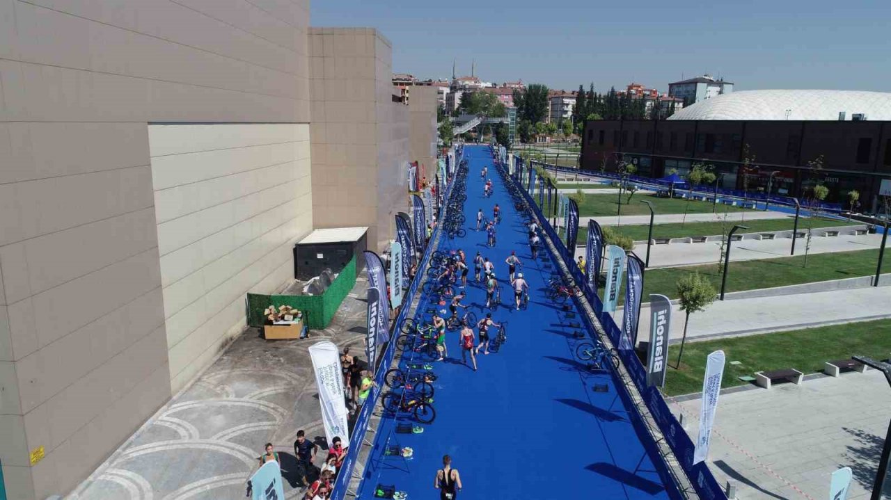 Avrupa Triatlon Şampiyonası, Balıkesir’de gerçekleştirildi