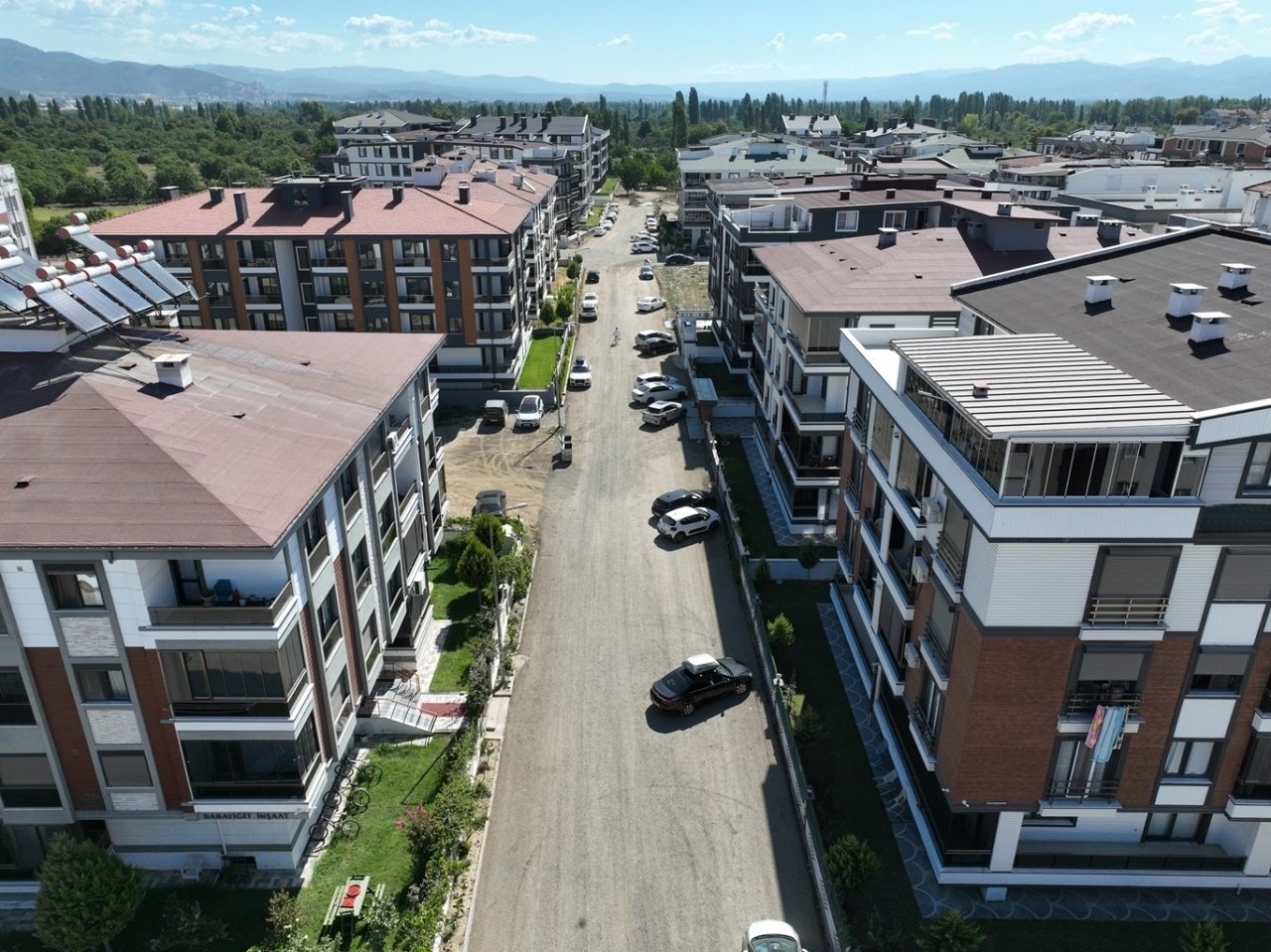 Edremit Belediyesi’nden asfalt hamlesi