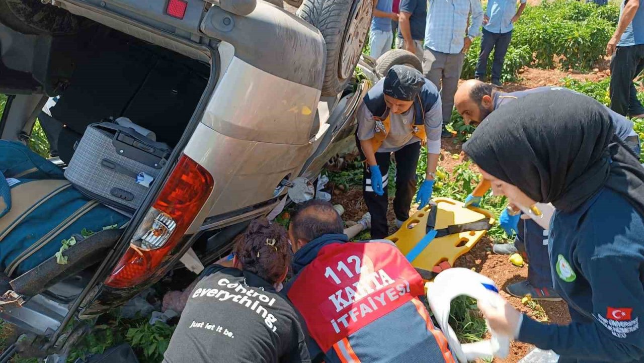 Adıyaman’da hafif ticari araç şarampole düştü: 2’si ağır 5 yaralı