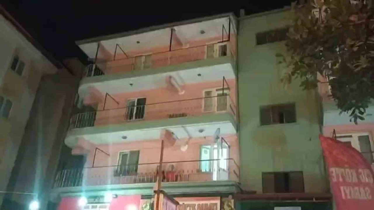 Eve döndüklerinde oğullarının cansız bedeniyle karşılaştılar