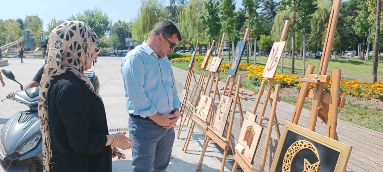 Sanatçı kadınlar göz kamaştırdı