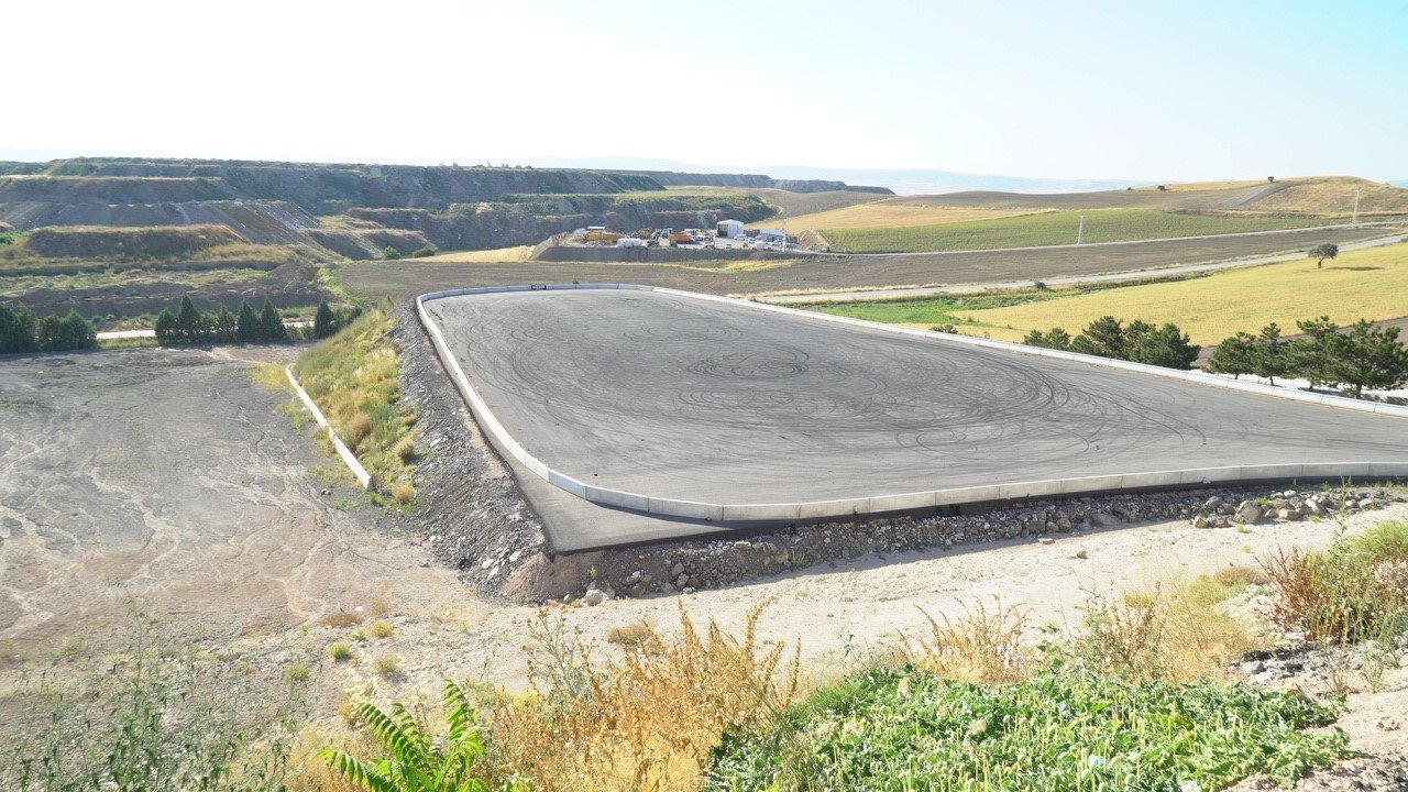 Kahramankazan Belediye Başkanı Oğuz: “7 bakanlığa denk bütçesi var, 18 kreş yaptım diye övünüyor”