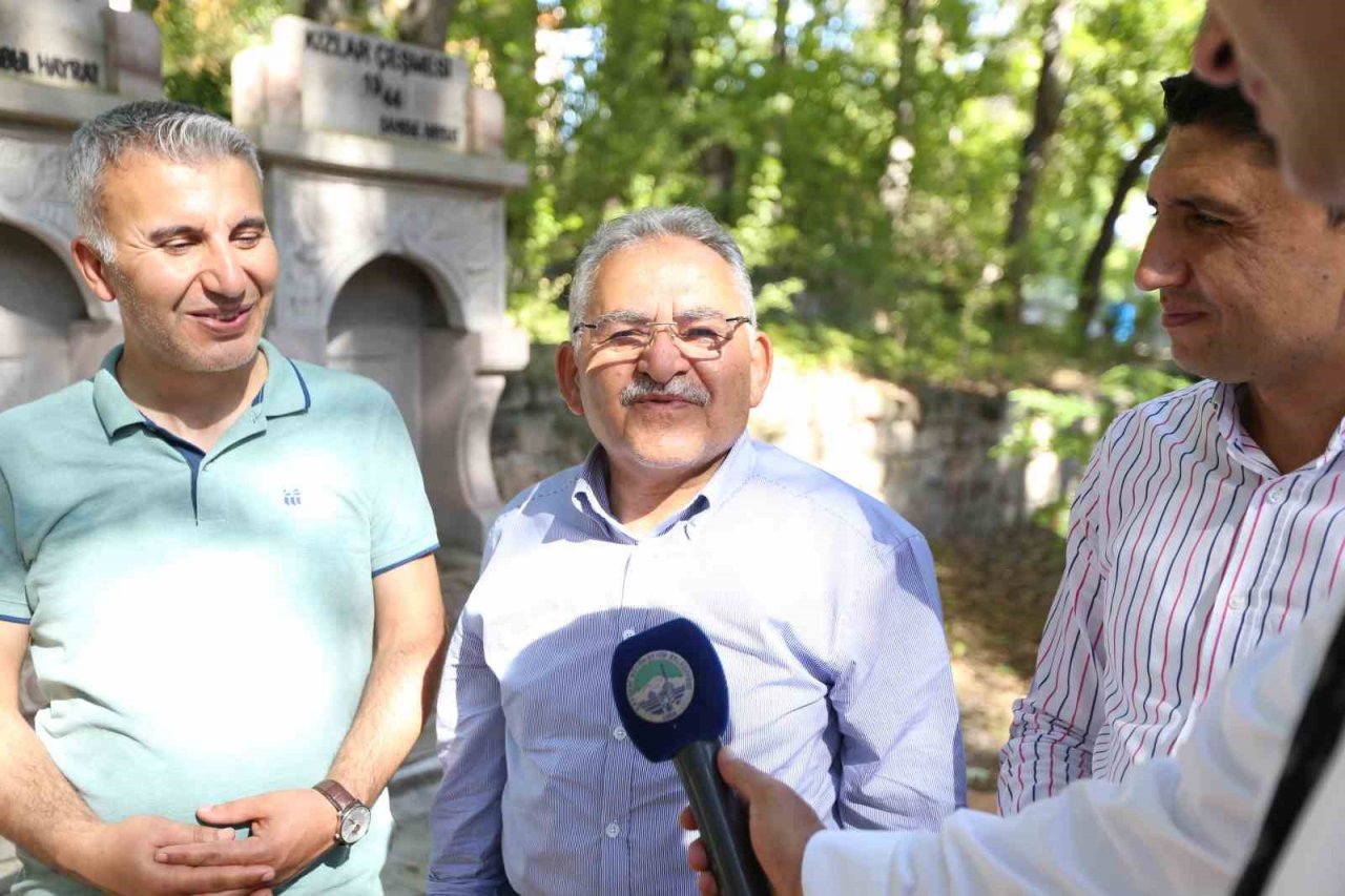 Başkan Büyükkılıç, 85 yıllık Pazarören Öğretmen Okulu’nu inceledi, duygu dolu anlar yaşadı