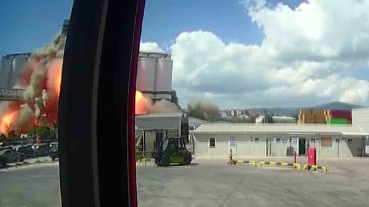 Derince’deki patlama güvenlik kamerasına yansıdı