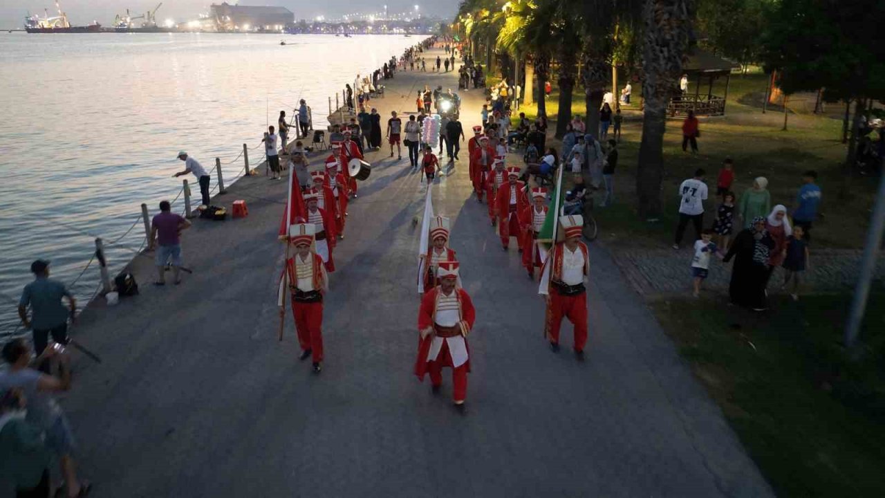 Yarımca Sahili’nde mehteran gösterisi