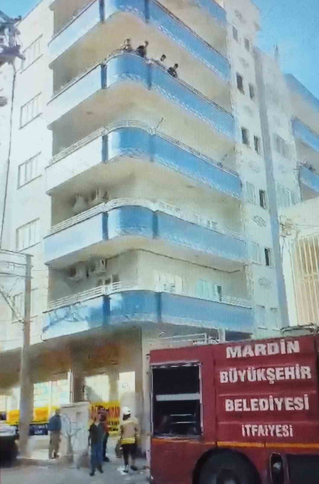Nusaybin’de evde çıkan yangın söndürüldü
